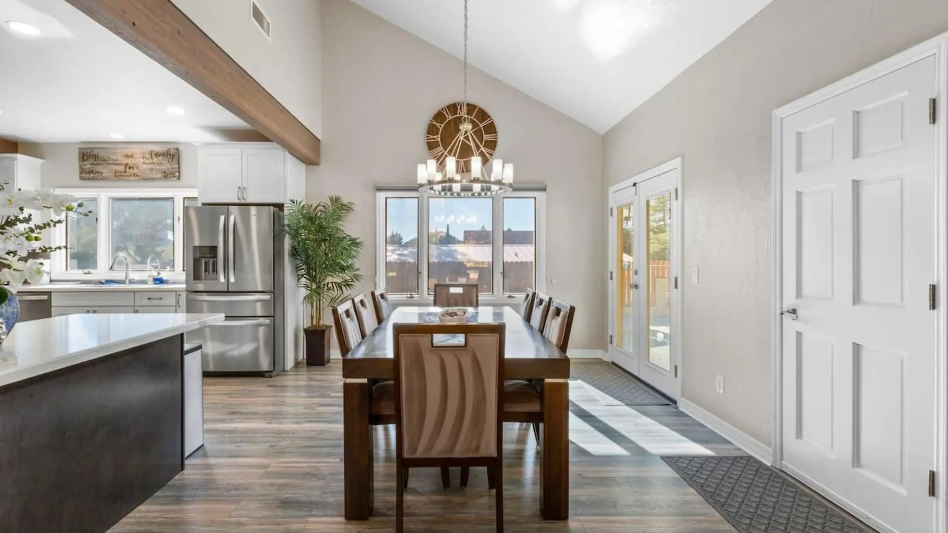 Chapel Cross W/ Pool, & Views!!! *