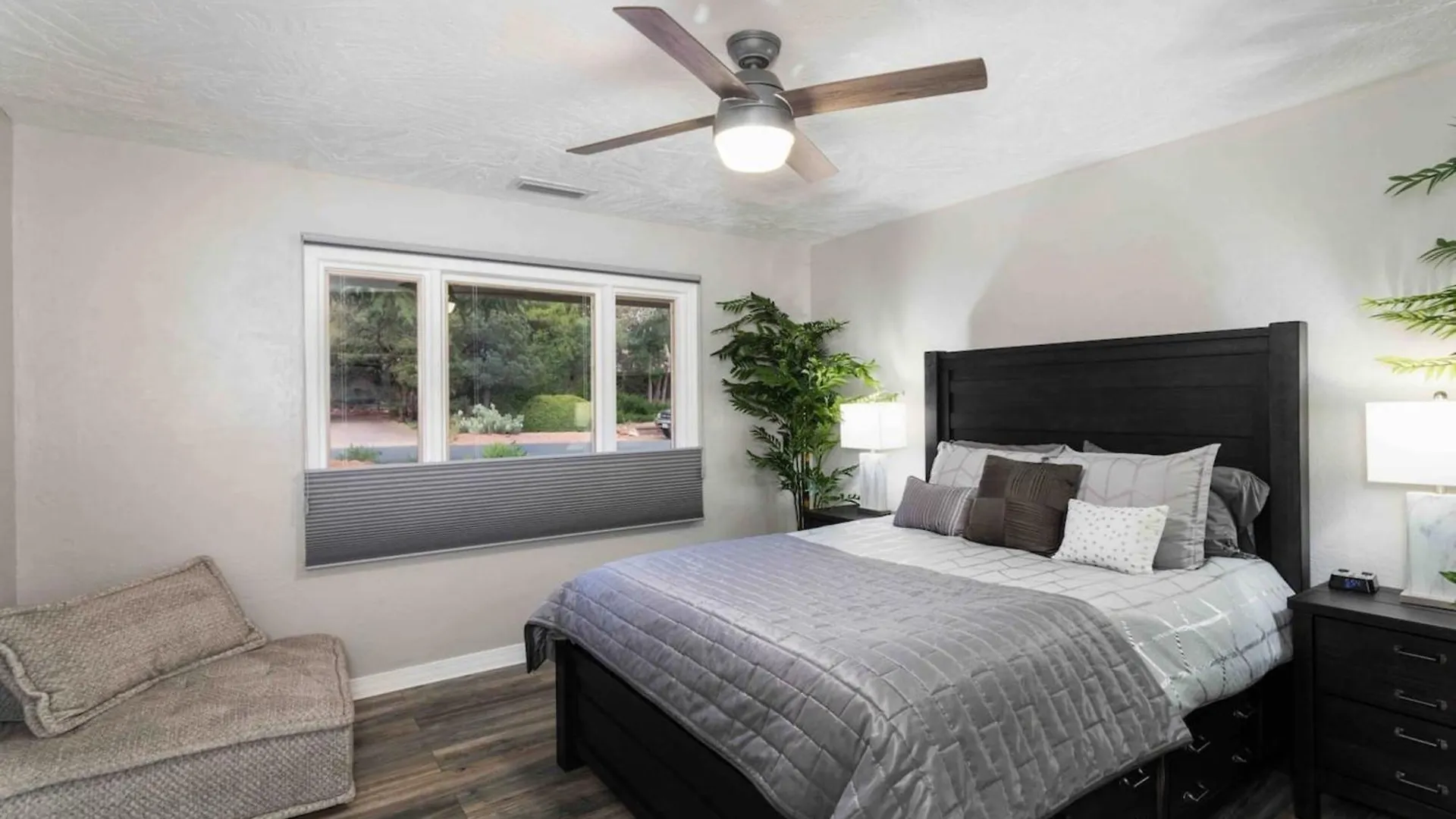 Chapel Cross W/ Pool, & Views!!! * Sedona