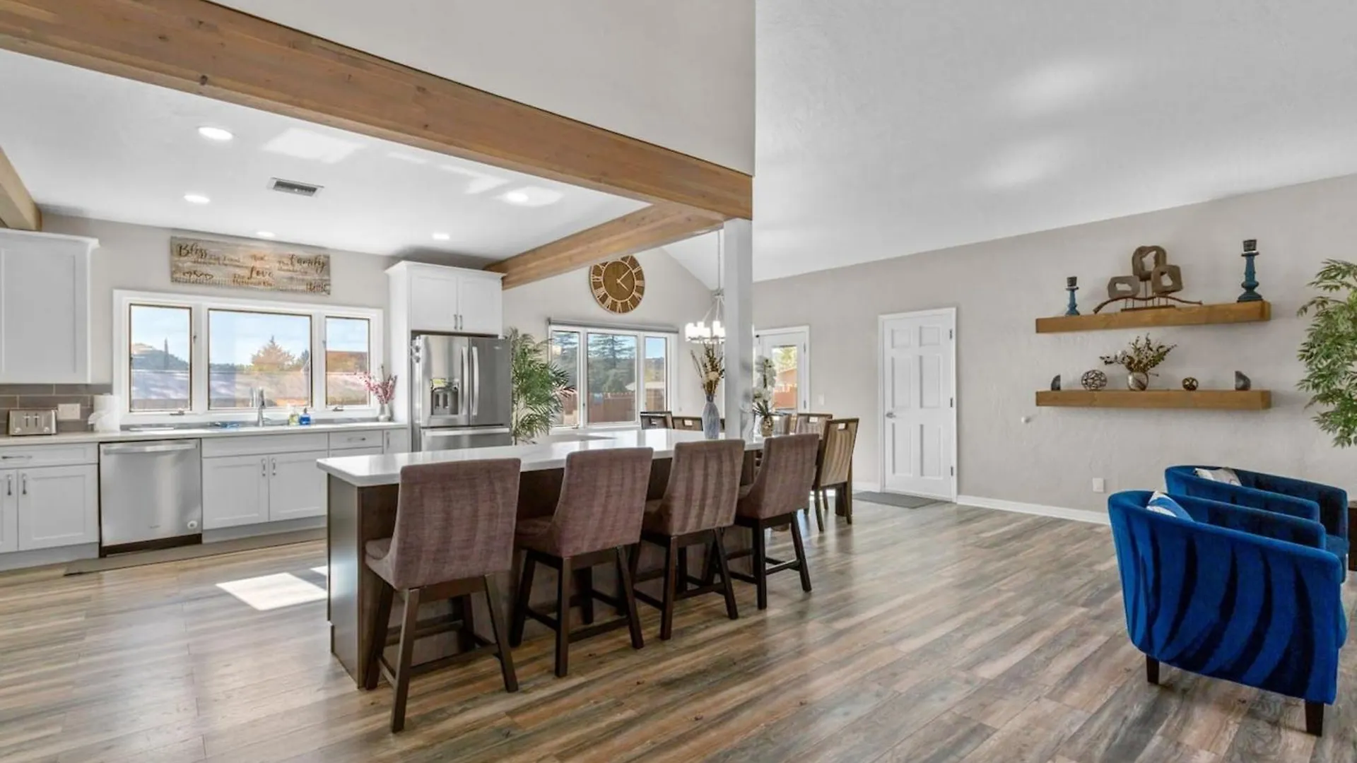 Chapel Cross W/ Pool, & Views!!! Sedona
