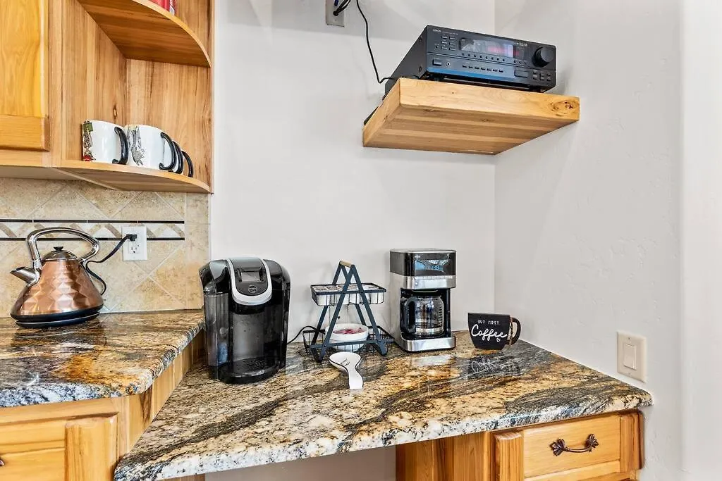 Bliss Estates -sleeps 16- Hot Tub * Sedona