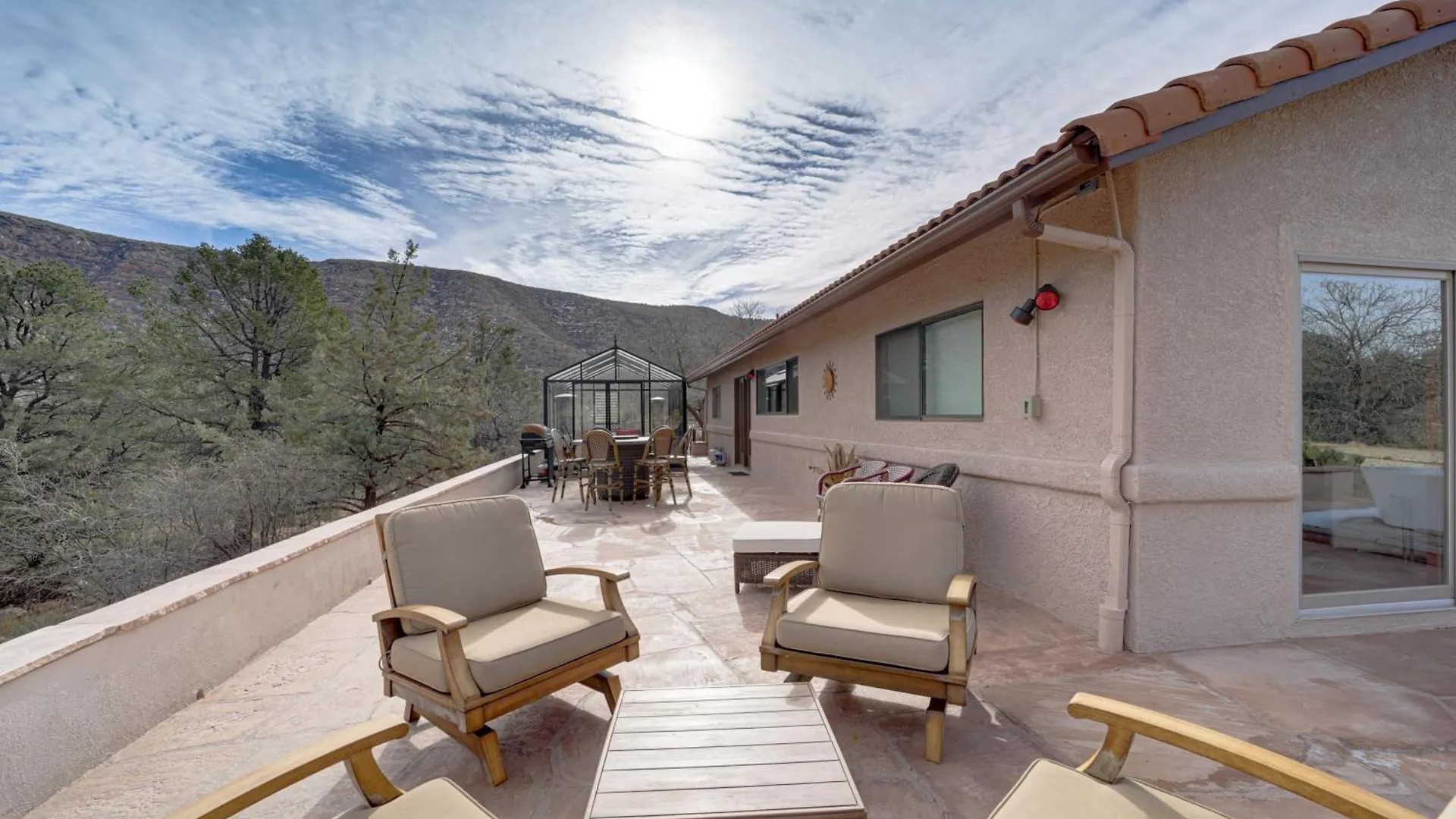 Secluded Escape With Patio And Red Rock Views! *