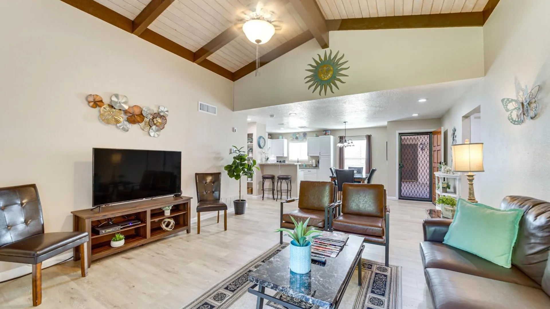 公寓 Mtn Views, Balcony And Hot Tub Access *
