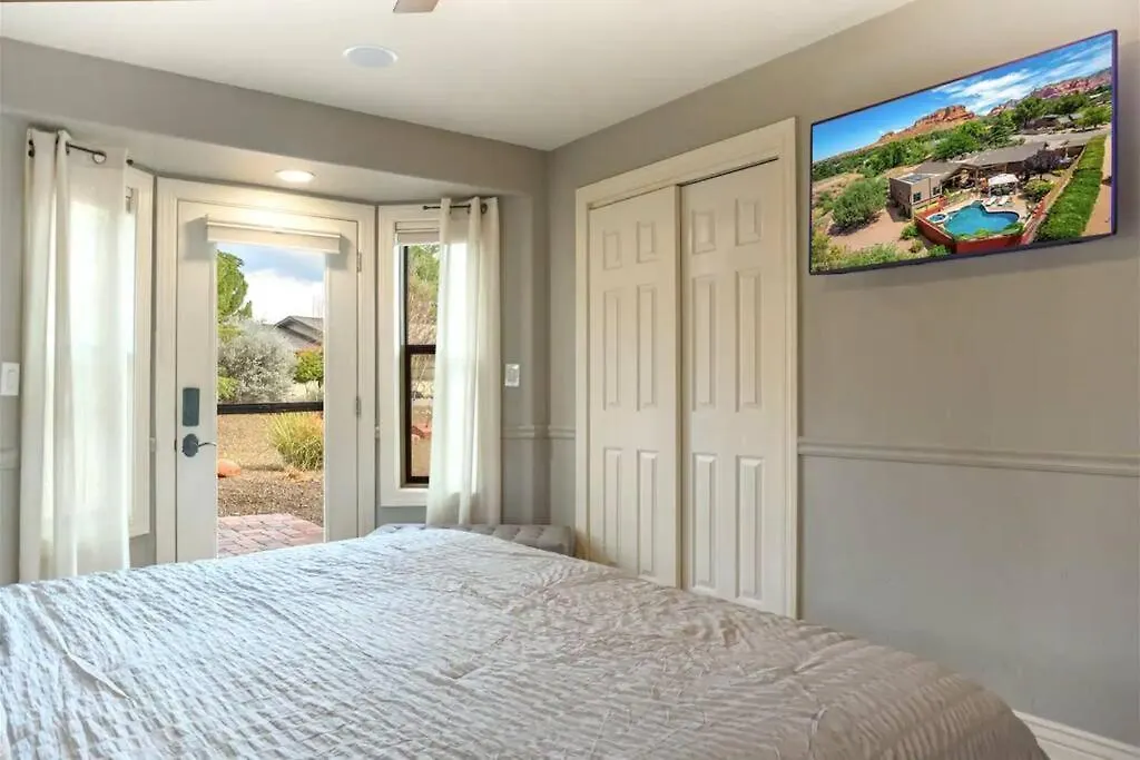 Oak Creek Oasis With Pool, Spa, Golf
