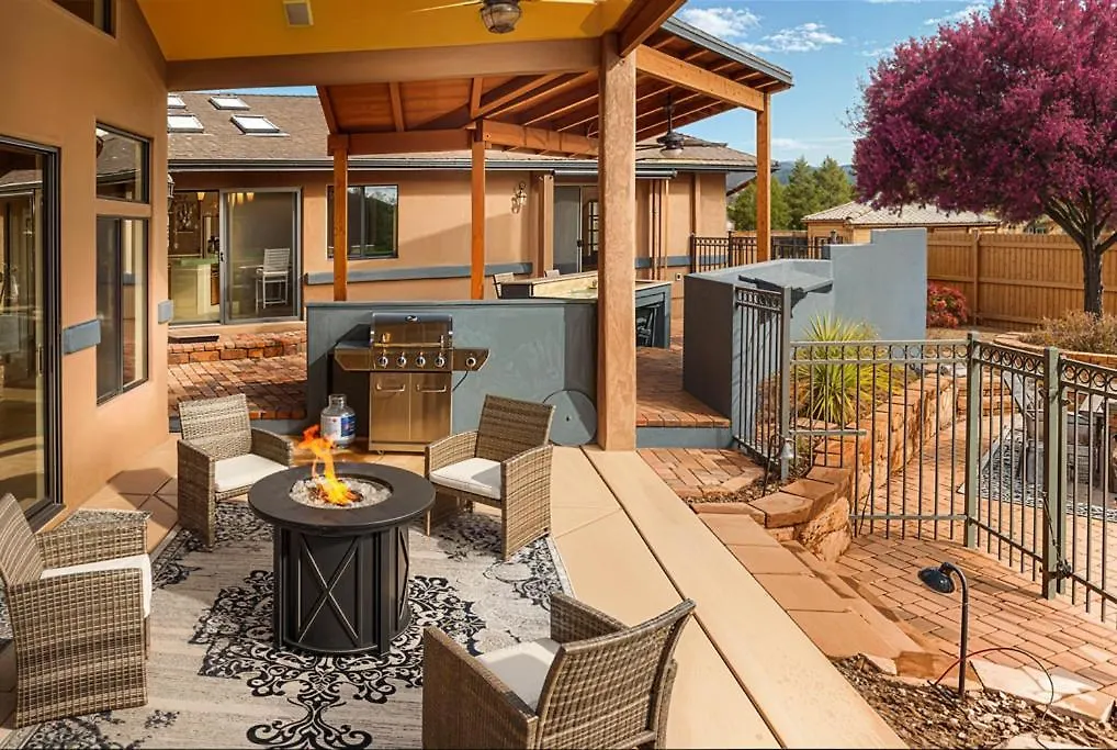 Oak Creek Oasis With Pool, Spa, Golf Villa Sedona
