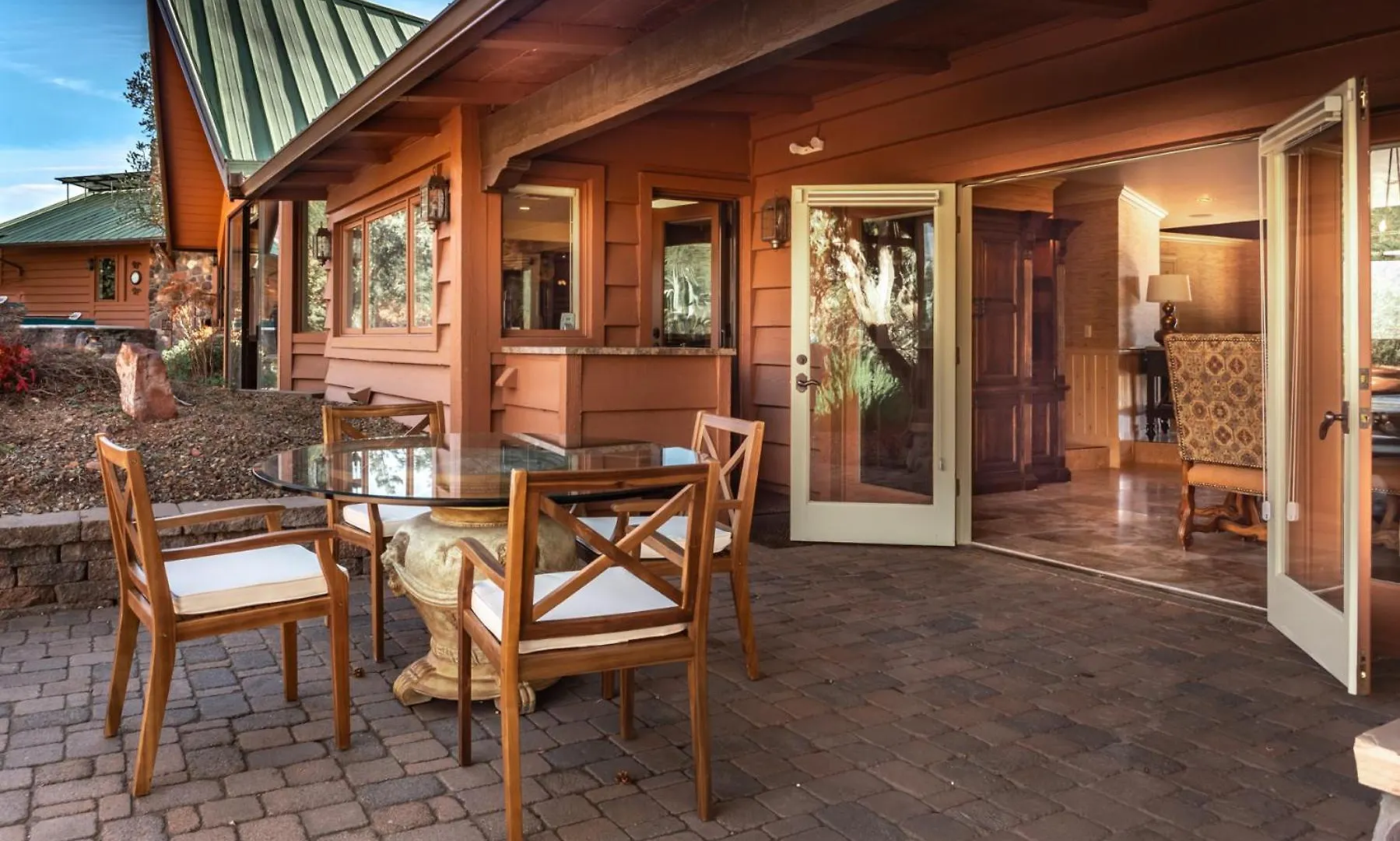 Grand Estate With Pool, Tennis, Pickleball Court, 24 Guests *