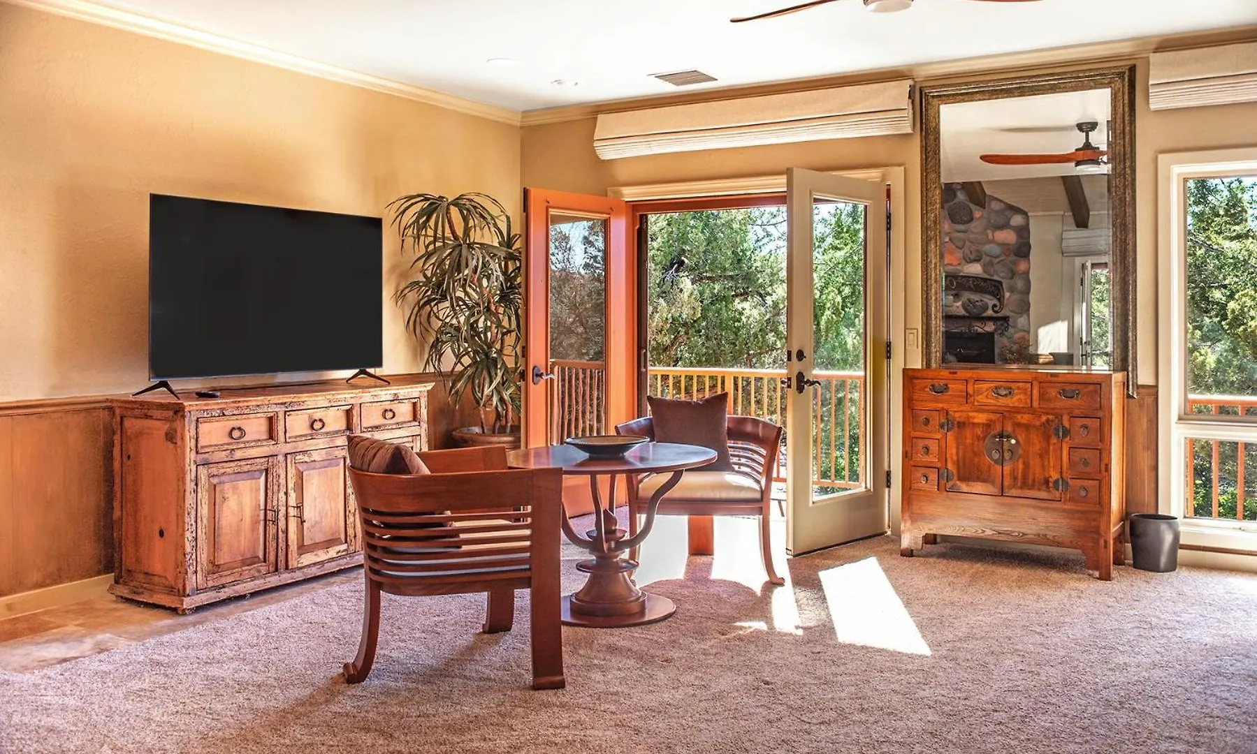 Casa de Férias Grand Estate With Pool, Tennis, Pickleball Court, 24 Guests *
