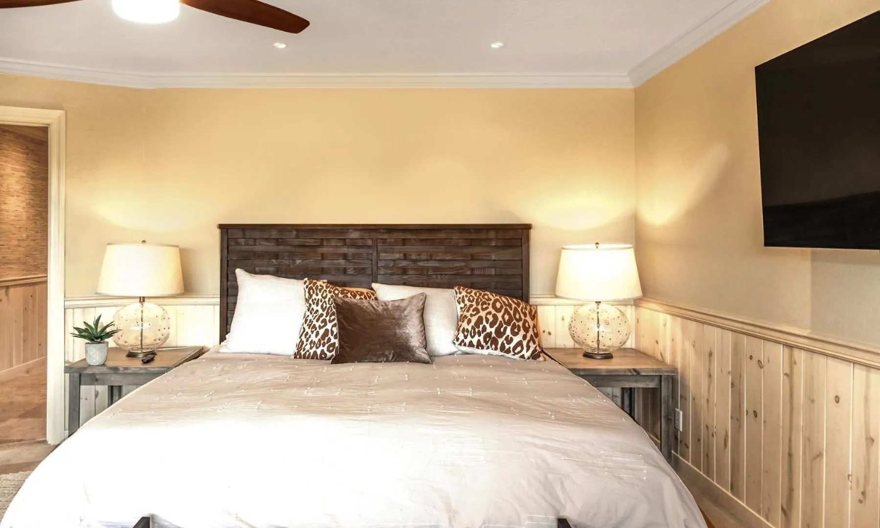 Casa de Férias Grand Estate With Pool, Tennis, Pickleball Court, 24 Guests