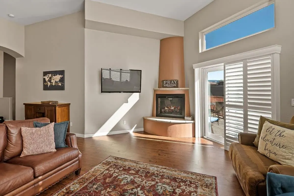 別荘 Family Friendly Townhome In Golf Community セドナ