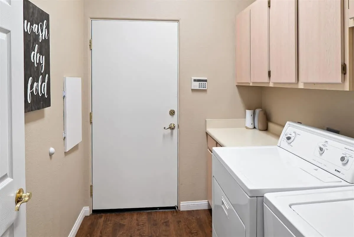 別荘 Family Friendly Townhome In Golf Community