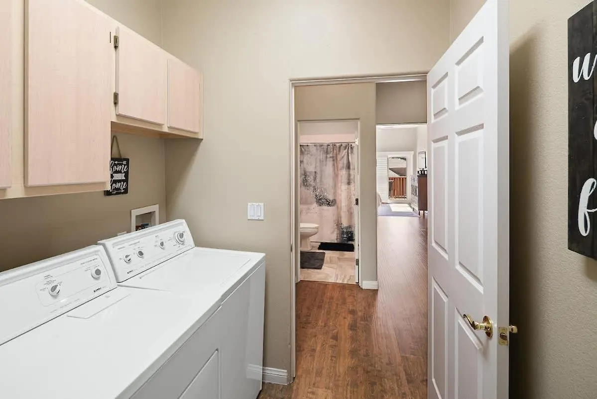 Family Friendly Townhome In Golf Community 別荘 *