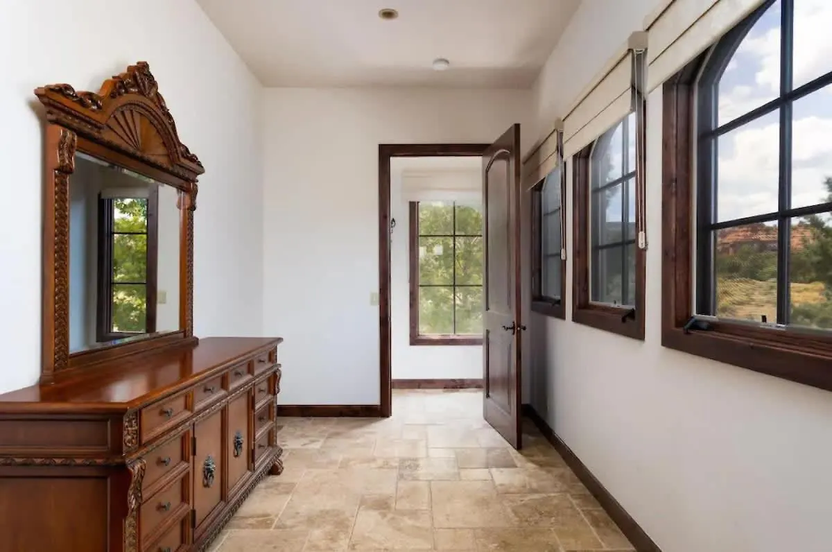 빌라 Enchanting With Views And Pool