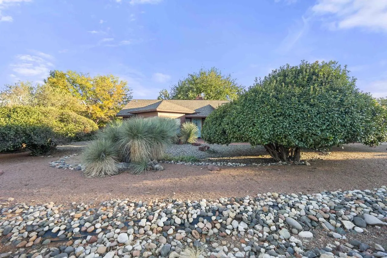 בית נופש Beautiful Views And Backyard