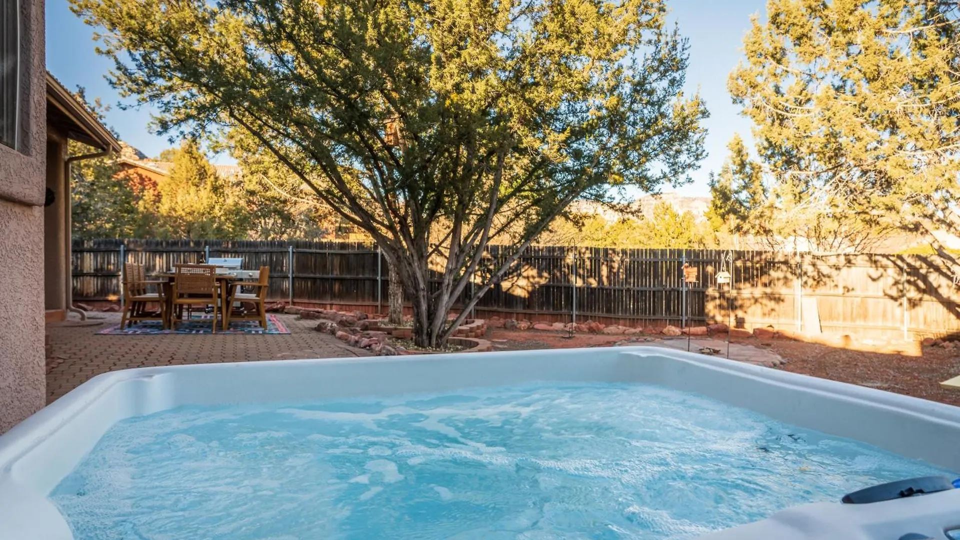 度假居 Lux Retreat - Hot Tub & Game *