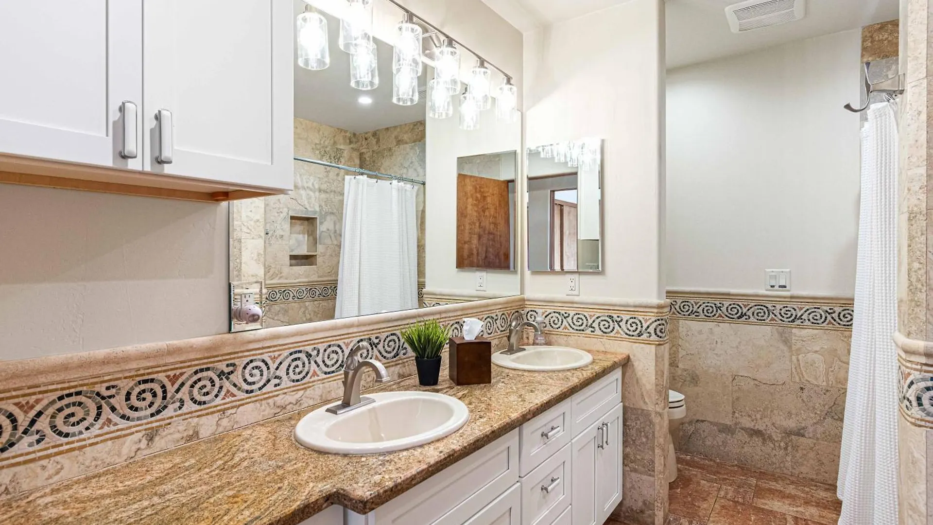 8-bedrooms With Stunning Views & 75' Lap Pool Dom wakacyjny *