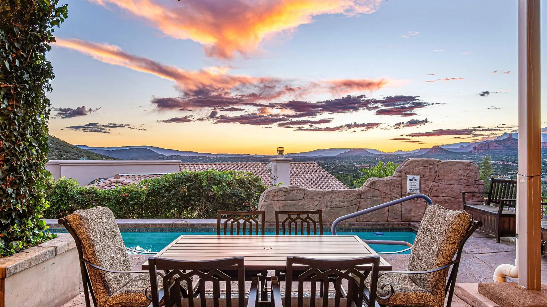 8-bedrooms With Stunning Views & 75' Lap Pool Dom wakacyjny