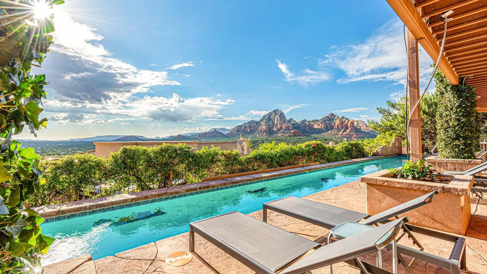 Dom wakacyjny 8-bedrooms With Stunning Views & 75' Lap Pool Sedona