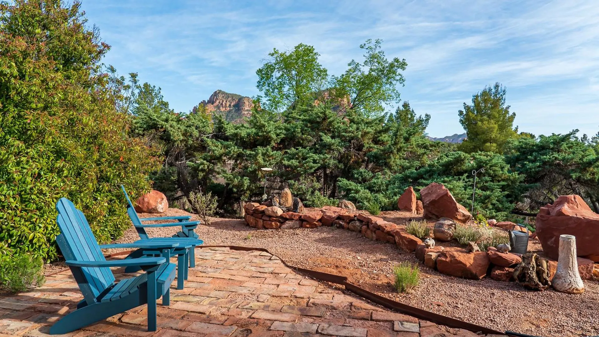 Brewer Road Private Hot Tub Stunning Red Rock Views Modern Southwestern Charm Sedona
