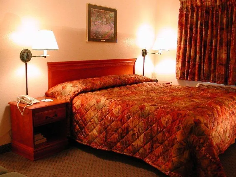 Hotel Express - Oak Creek By Ihg