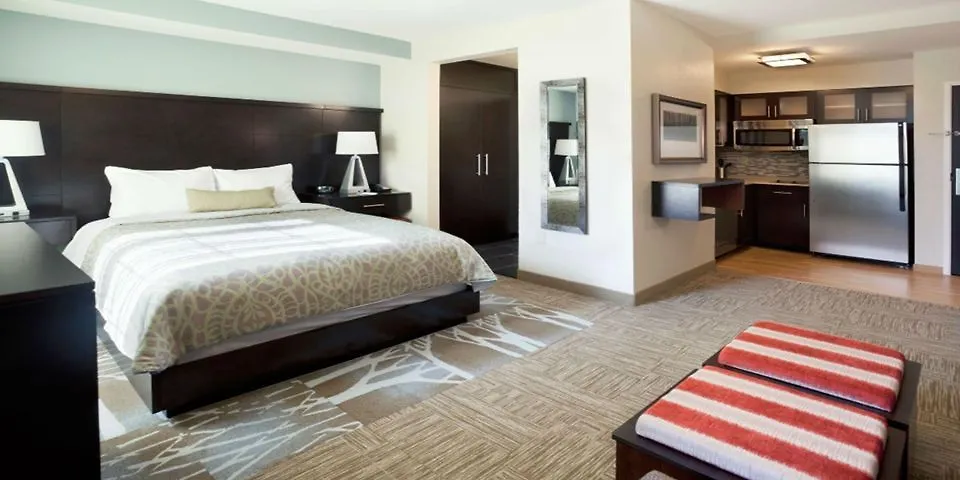 Hotel Express - Oak Creek By Ihg 3*
