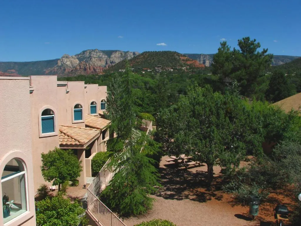 Springs Hotel 3*