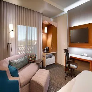 Courtyard By Marriott