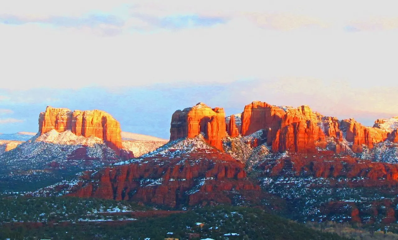 Cathedral Hideaway And Casita