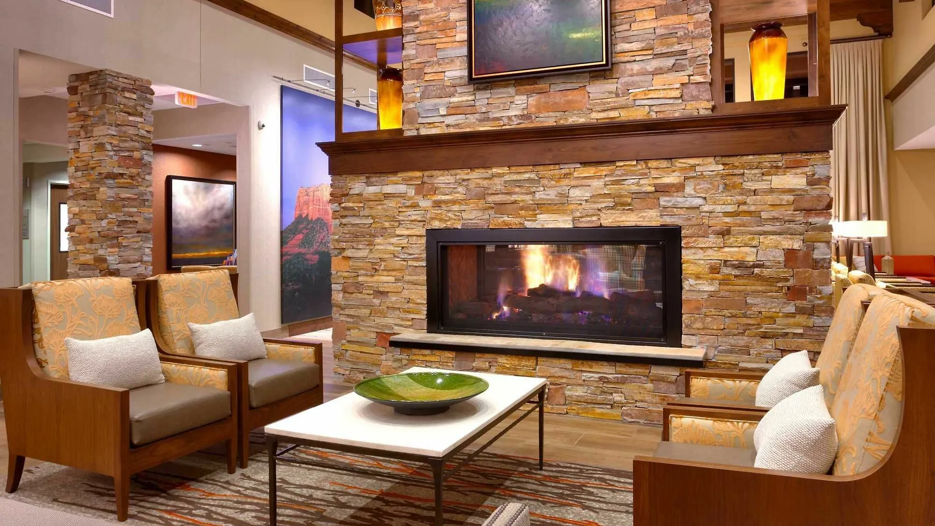 Courtyard By Marriott